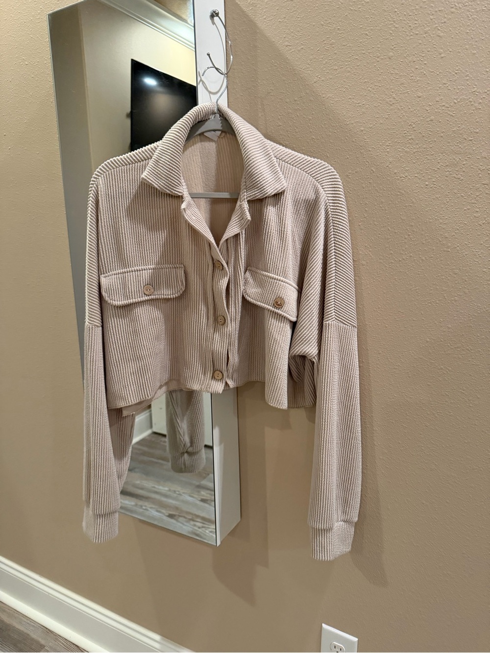 Altar'd State Cropped Ribbed shirt in Light Taupe